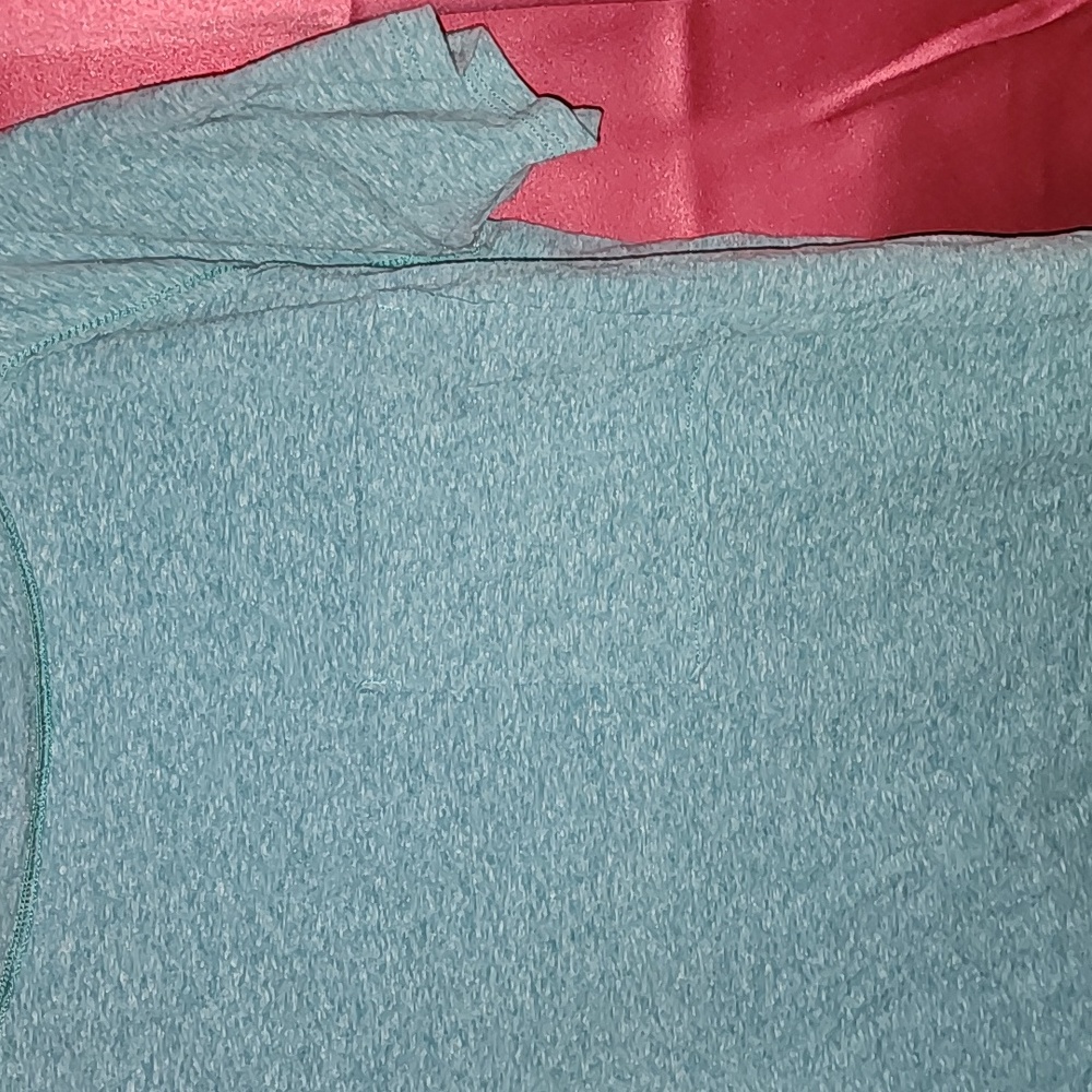 NWOT Short Sleeve baggy shirt - Picture 4 of 5